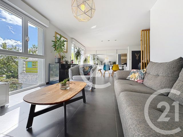Appartement T4 à vendre - 4 pièces - 85,31 m2 - Montbeliard - 25 - FRANCHE-COMTE