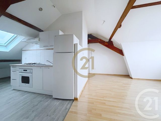 Appartement F3 &agrave; vendre - 3 pi&egrave;ces - 40 m2 - Belfort - 90 - FRANCHE-COMTE