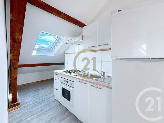 Appartement F3 &agrave; vendre - 3 pi&egrave;ces - 40 m2 - Belfort - 90 - FRANCHE-COMTE