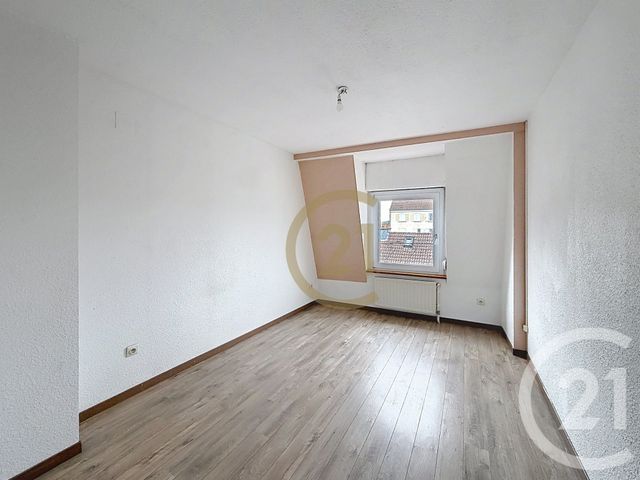 Appartement F5 &agrave; louer - 5 pi&egrave;ces - 73,95 m2 - Belfort - 90 - FRANCHE-COMTE