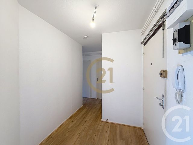 Appartement F2 &agrave; louer - 2 pi&egrave;ces - 54 m2 - Belfort - 90 - FRANCHE-COMTE