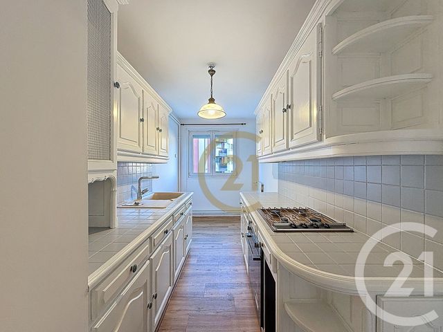 Appartement F2 &agrave; louer - 2 pi&egrave;ces - 54 m2 - Belfort - 90 - FRANCHE-COMTE