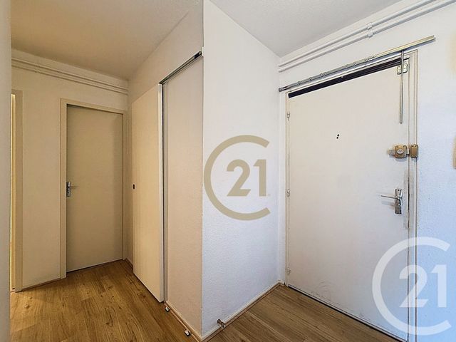 Appartement F2 &agrave; louer - 2 pi&egrave;ces - 54 m2 - Belfort - 90 - FRANCHE-COMTE