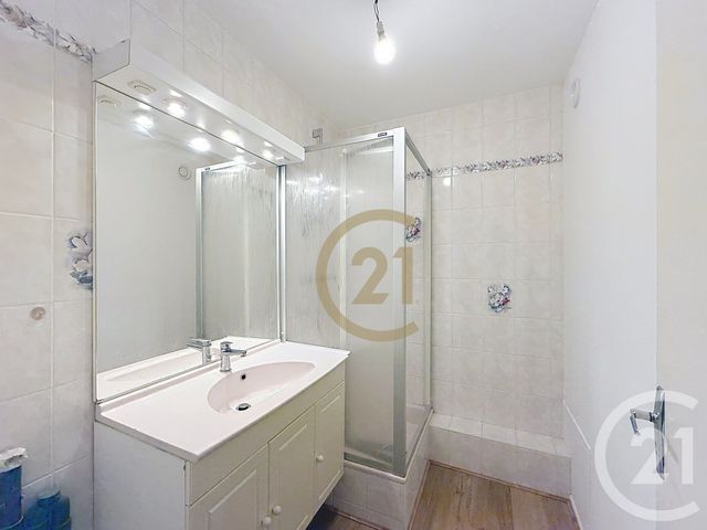 Appartement F2 &agrave; louer - 2 pi&egrave;ces - 54 m2 - Belfort - 90 - FRANCHE-COMTE