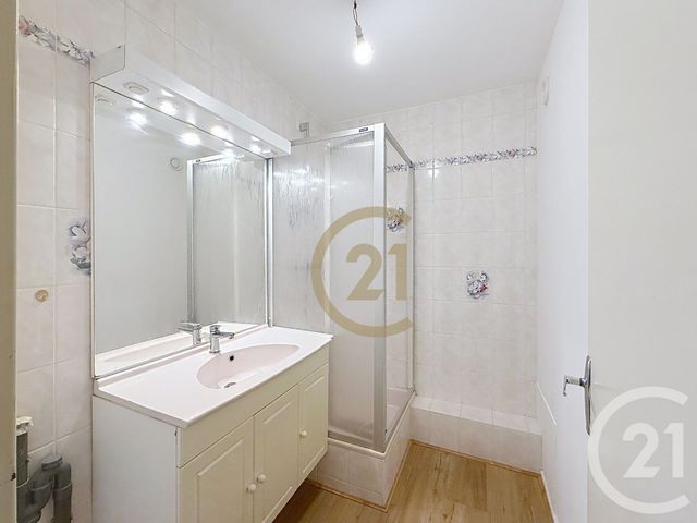Appartement F2 &agrave; louer - 2 pi&egrave;ces - 54 m2 - Belfort - 90 - FRANCHE-COMTE