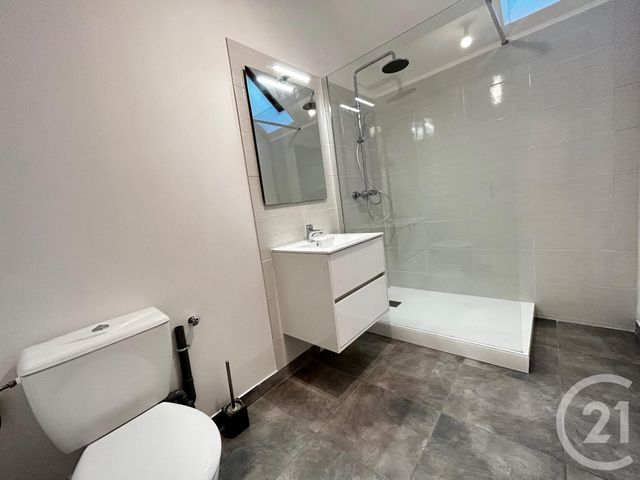 Appartement Duplex à louer - 2 pièces - 50 m2 - Bourogne - 90 - FRANCHE-COMTE