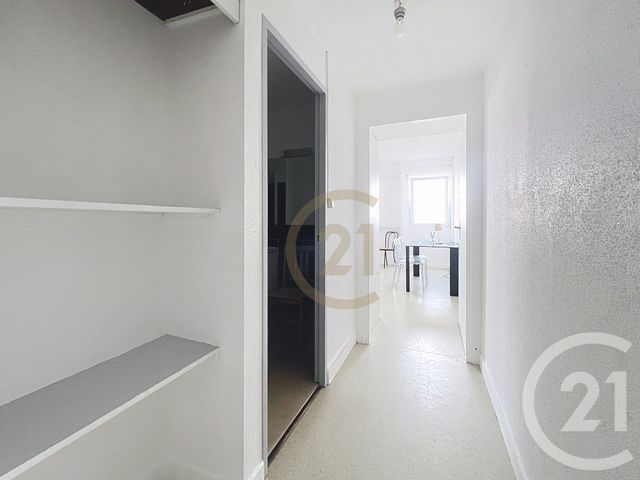 Appartement Studio &agrave; vendre - 1 pi&egrave;ce - 28,49 m2 - Belfort - 90 - FRANCHE-COMTE
