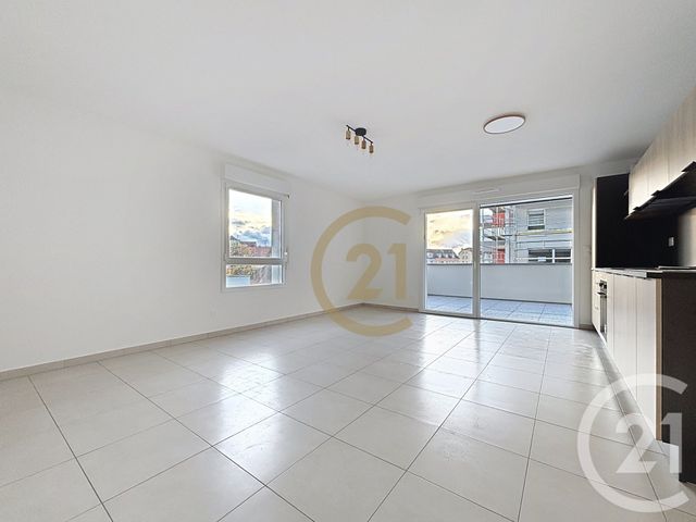 Appartement F3 à louer - 3 pièces - 63,64 m2 - Belfort - 90 - FRANCHE-COMTE