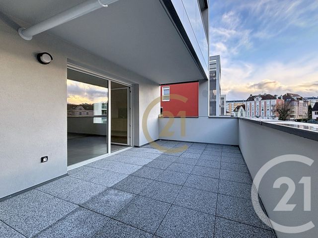 Appartement F3 à louer - 3 pièces - 63,64 m2 - Belfort - 90 - FRANCHE-COMTE