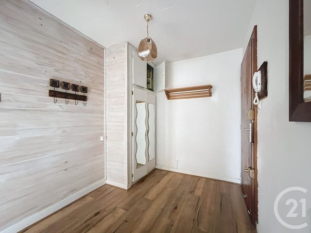 Appartement F5 à louer - 5 pièces - 86,70 m2 - Belfort - 90 - FRANCHE-COMTE