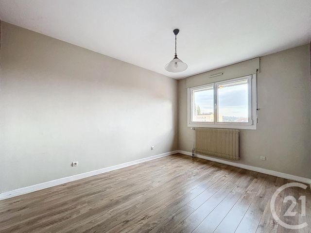 Appartement F5 à louer - 5 pièces - 86,70 m2 - Belfort - 90 - FRANCHE-COMTE