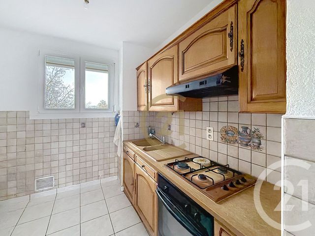 Appartement F4 à louer - 4 pièces - 78,30 m2 - Belfort - 90 - FRANCHE-COMTE