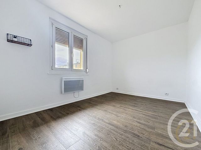 Appartement F4 &agrave; louer - 4 pi&egrave;ces - 63,99 m2 - Belfort - 90 - FRANCHE-COMTE