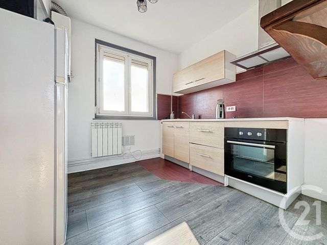 Appartement F4 à louer - 4 pièces - 63,99 m2 - Belfort - 90 - FRANCHE-COMTE