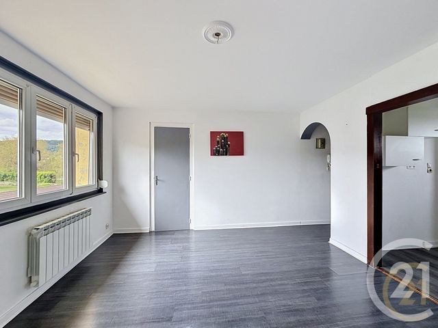 Appartement F4 &agrave; louer - 4 pi&egrave;ces - 63,99 m2 - Belfort - 90 - FRANCHE-COMTE
