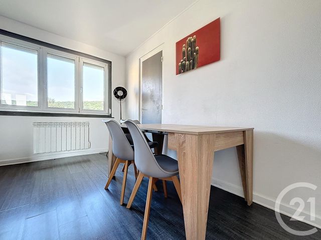 Appartement F4 à louer - 4 pièces - 63,99 m2 - Belfort - 90 - FRANCHE-COMTE