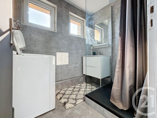 Appartement F4 à louer - 4 pièces - 63,99 m2 - Belfort - 90 - FRANCHE-COMTE