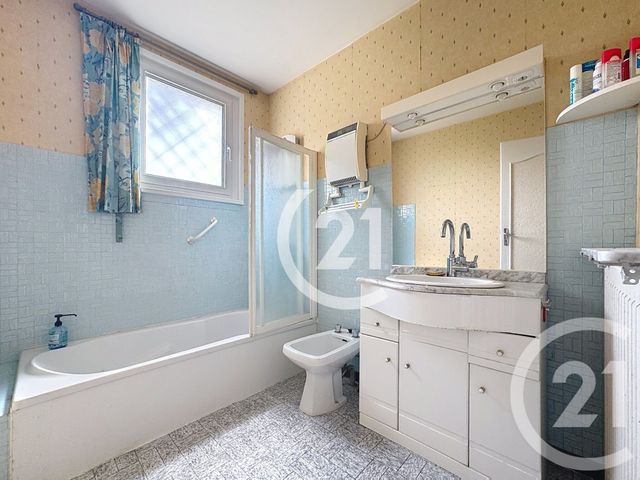 Maison à vendre - 7 pièces - 133,23 m2 - Valdoie - 90 - FRANCHE-COMTE