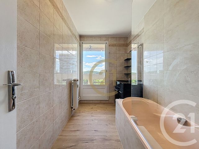 Appartement F6 &agrave; vendre - 6 pi&egrave;ces - 119,49 m2 - Belfort - 90 - FRANCHE-COMTE