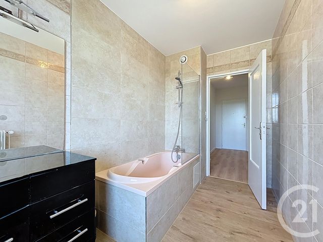 Appartement F6 &agrave; vendre - 6 pi&egrave;ces - 119,49 m2 - Belfort - 90 - FRANCHE-COMTE