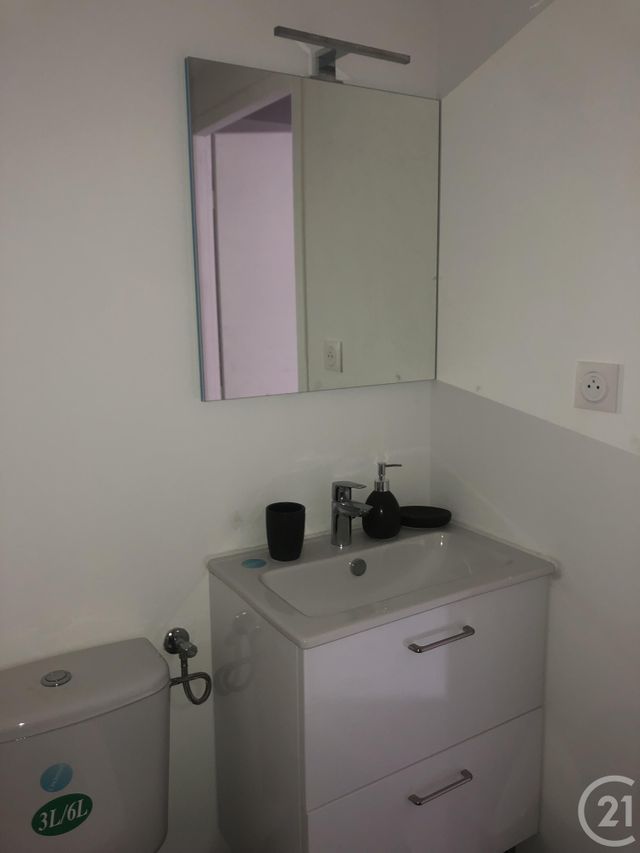 Appartement F1 à louer - 1 pièce - 18 m2 - Belfort - 90 - FRANCHE-COMTE