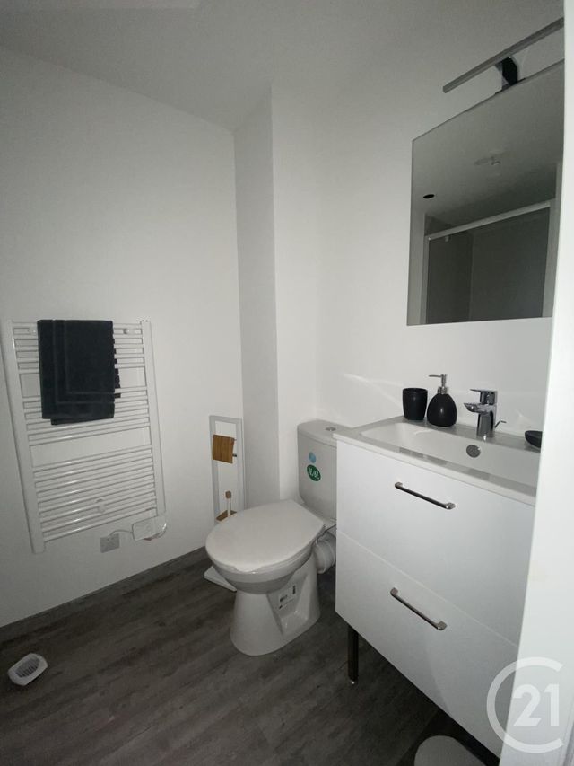 Appartement F1 à louer - 1 pièce - 18 m2 - Belfort - 90 - FRANCHE-COMTE