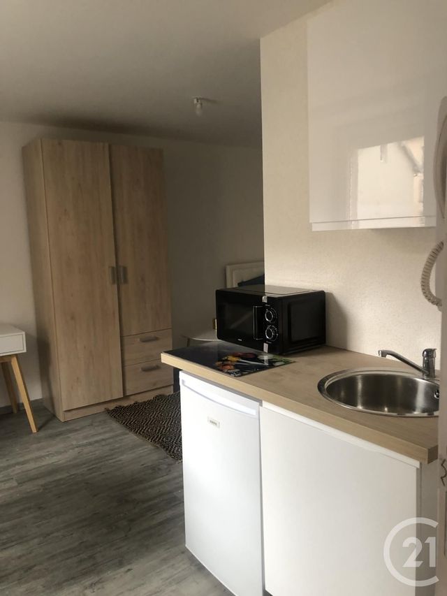 Appartement F1 à louer - 1 pièce - 18 m2 - Belfort - 90 - FRANCHE-COMTE