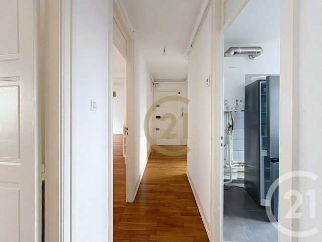 Appartement F4 &agrave; louer - 4 pi&egrave;ces - 70,95 m2 - Belfort - 90 - FRANCHE-COMTE