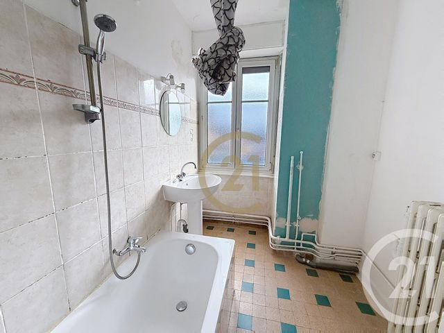 Appartement F4 &agrave; louer - 4 pi&egrave;ces - 70,95 m2 - Belfort - 90 - FRANCHE-COMTE