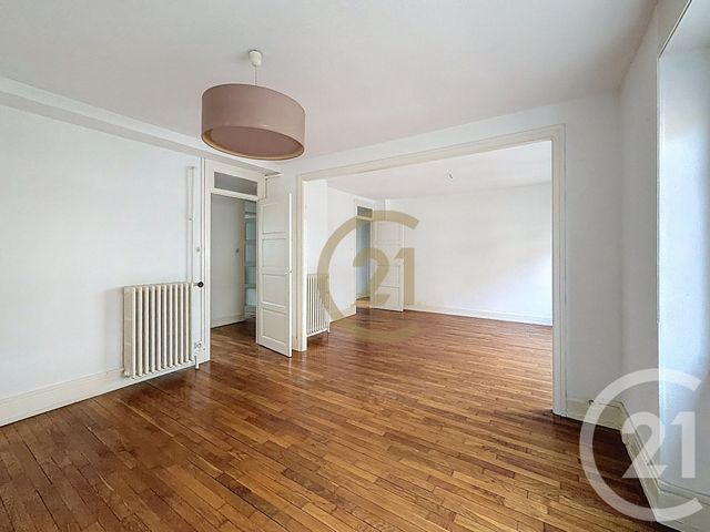 Appartement F4 &agrave; louer - 4 pi&egrave;ces - 70,95 m2 - Belfort - 90 - FRANCHE-COMTE