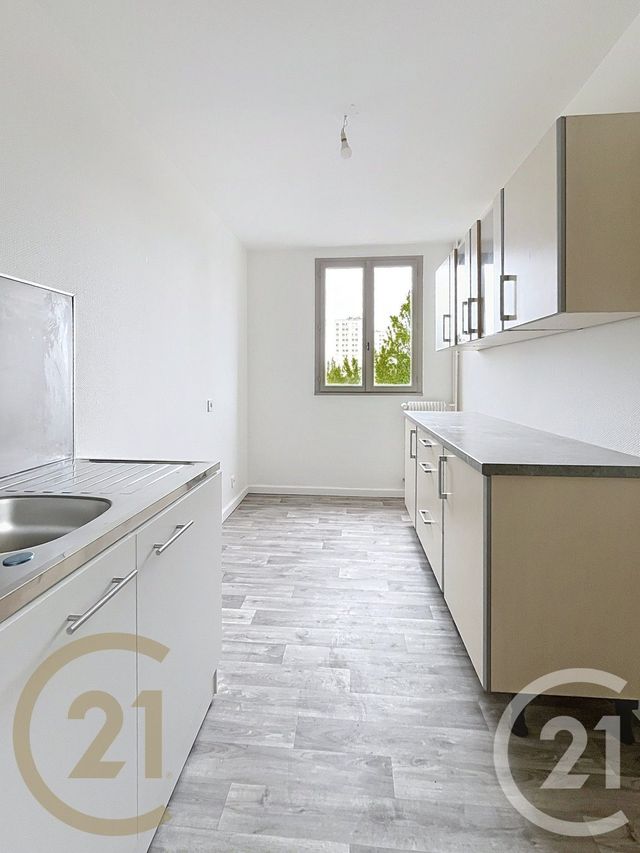 Appartement F3 &agrave; vendre - 3 pi&egrave;ces - 59,68 m2 - Belfort - 90 - FRANCHE-COMTE