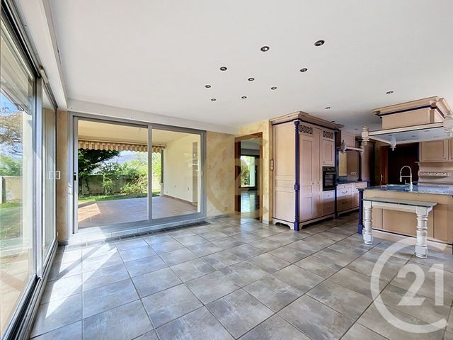 Maison &agrave; vendre - 7 pi&egrave;ces - 240 m2 - Offemont - 90 - FRANCHE-COMTE