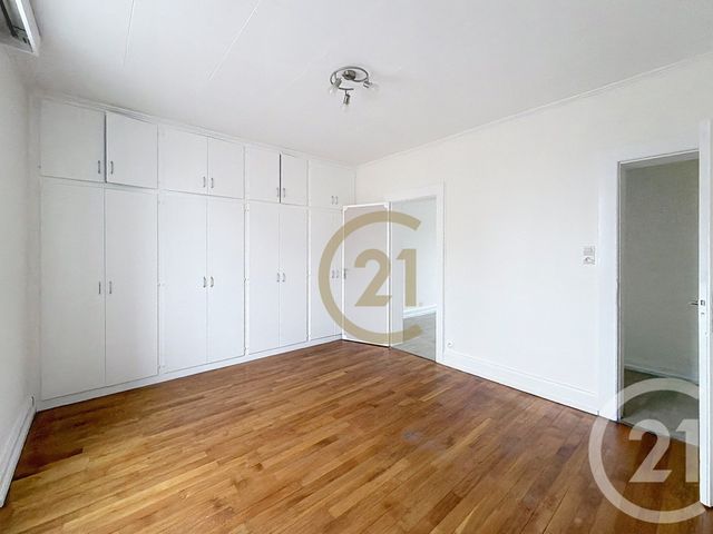Appartement T3 &agrave; louer - 3 pi&egrave;ces - 60 m2 - Belfort - 90 - FRANCHE-COMTE