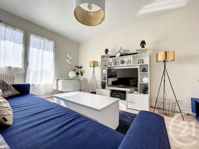 Appartement F2 &agrave; louer - 2 pi&egrave;ces - 40,48 m2 - Belfort - 90 - FRANCHE-COMTE