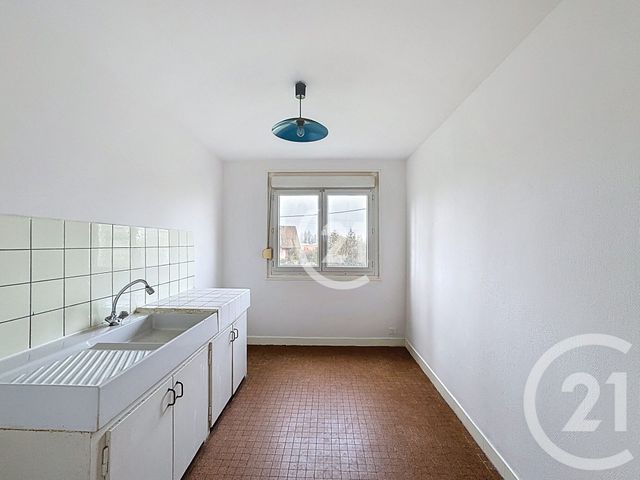 Appartement T3 &agrave; vendre - 3 pi&egrave;ces - 66 m2 - Cravanche - 90 - FRANCHE-COMTE