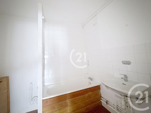 Appartement T3 &agrave; vendre - 3 pi&egrave;ces - 66 m2 - Cravanche - 90 - FRANCHE-COMTE