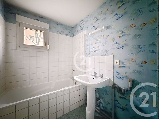 Appartement T3 &agrave; vendre - 3 pi&egrave;ces - 69,80 m2 - Belfort - 90 - FRANCHE-COMTE