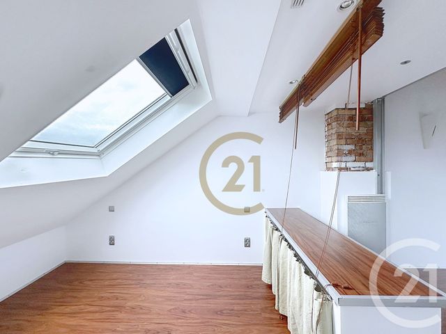 Appartement F1 &agrave; louer - 2 pi&egrave;ces - 24,46 m2 - Belfort - 90 - FRANCHE-COMTE