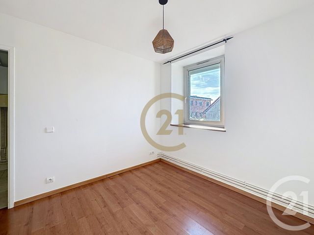 Appartement F2 &agrave; louer - 2 pi&egrave;ces - 54 m2 - Belfort - 90 - FRANCHE-COMTE