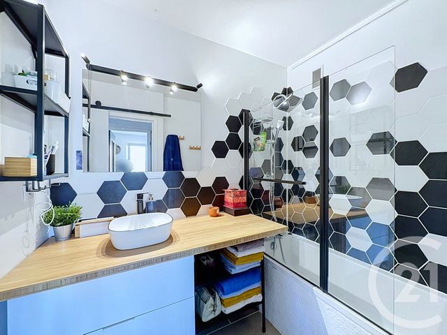 Appartement F4 &agrave; vendre - 4 pi&egrave;ces - 93,93 m2 - Belfort - 90 - FRANCHE-COMTE