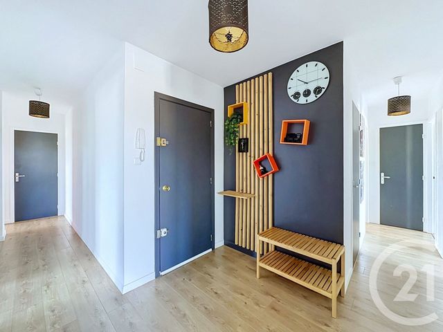 Appartement F4 &agrave; vendre - 4 pi&egrave;ces - 93,93 m2 - Belfort - 90 - FRANCHE-COMTE
