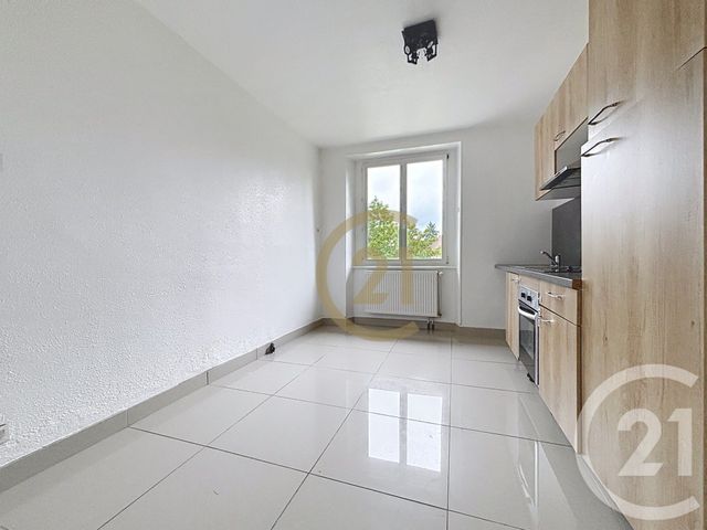 Appartement F4 &agrave; louer - 4 pi&egrave;ces - 74,88 m2 - Danjoutin - 90 - FRANCHE-COMTE