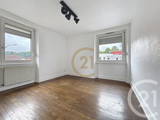 Appartement F4 &agrave; louer - 4 pi&egrave;ces - 74,88 m2 - Danjoutin - 90 - FRANCHE-COMTE