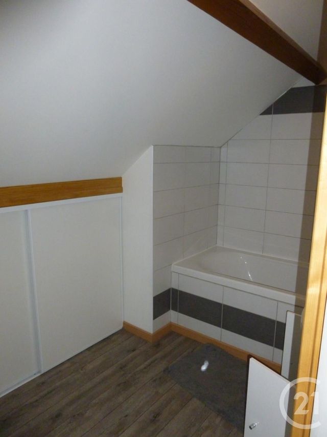 Appartement F2 &agrave; louer - 2 pi&egrave;ces - 38 m2 - Belfort - 90 - FRANCHE-COMTE