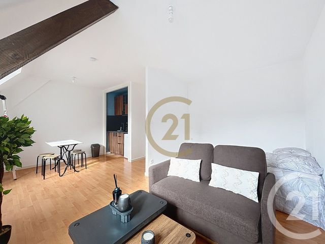 Appartement F1 &agrave; louer - 1 pi&egrave;ce - 30 m2 - Belfort - 90 - FRANCHE-COMTE