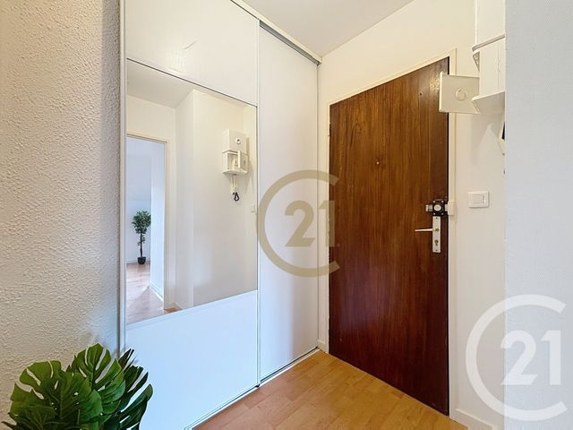 Appartement F1 &agrave; louer - 1 pi&egrave;ce - 30 m2 - Belfort - 90 - FRANCHE-COMTE