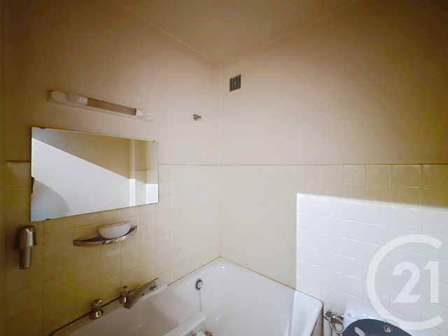 Appartement F1 &agrave; vendre - 1 pi&egrave;ce - 15,10 m2 - Belfort - 90 - FRANCHE-COMTE