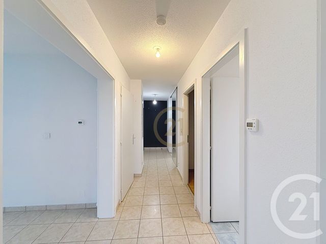 Appartement F3 &agrave; louer - 3 pi&egrave;ces - 79,06 m2 - Evette Salbert - 90 - FRANCHE-COMTE