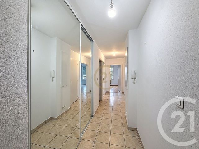 Appartement F3 &agrave; louer - 3 pi&egrave;ces - 79,06 m2 - Evette Salbert - 90 - FRANCHE-COMTE