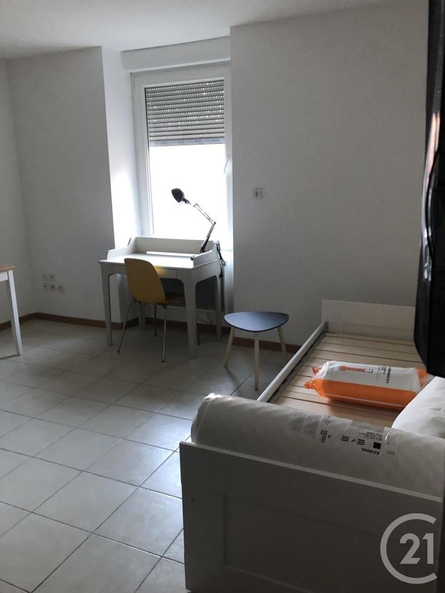 Appartement Studio &agrave; louer - 1 pi&egrave;ce - 17 m2 - Belfort - 90 - FRANCHE-COMTE